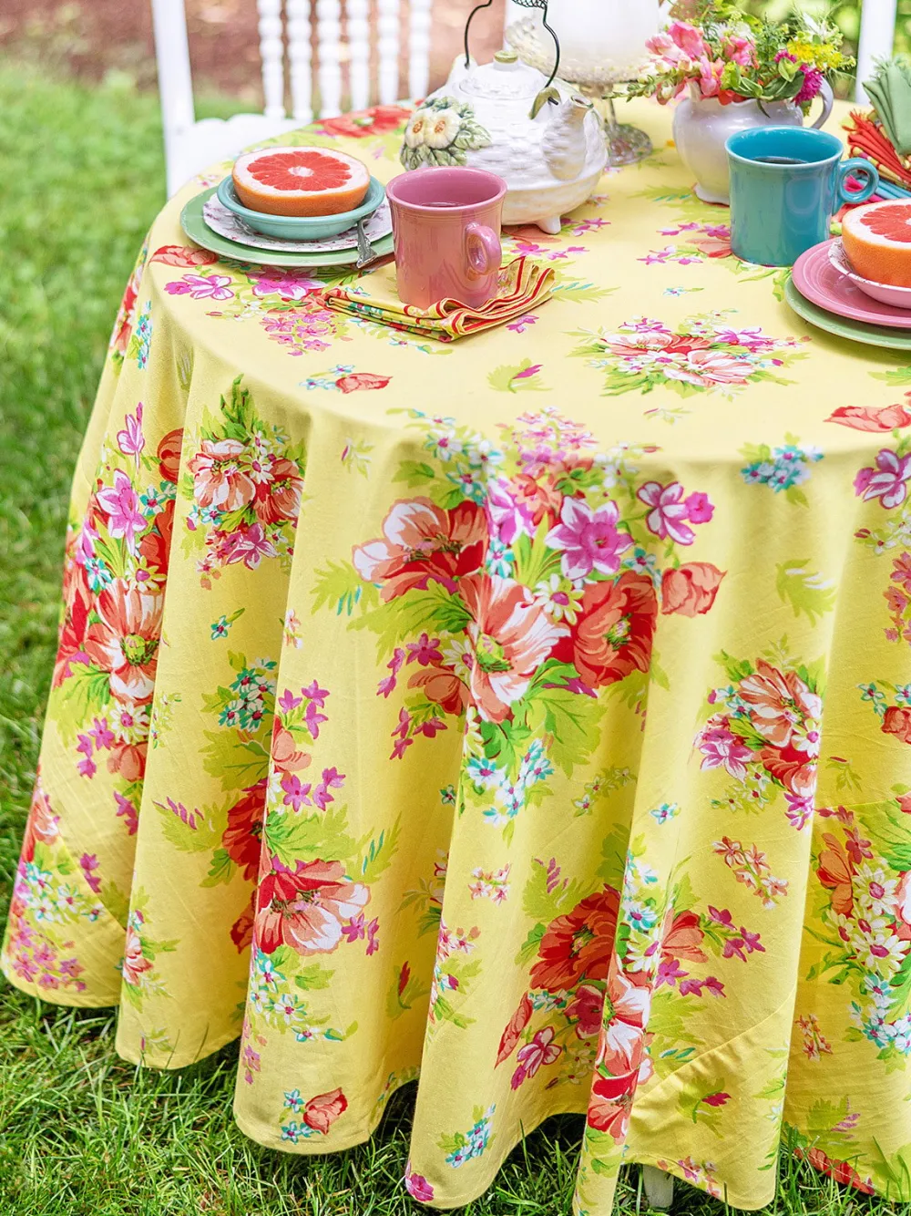 April Cornell Tablecloths|Charming Sunshine Round Tablecloth, 88"