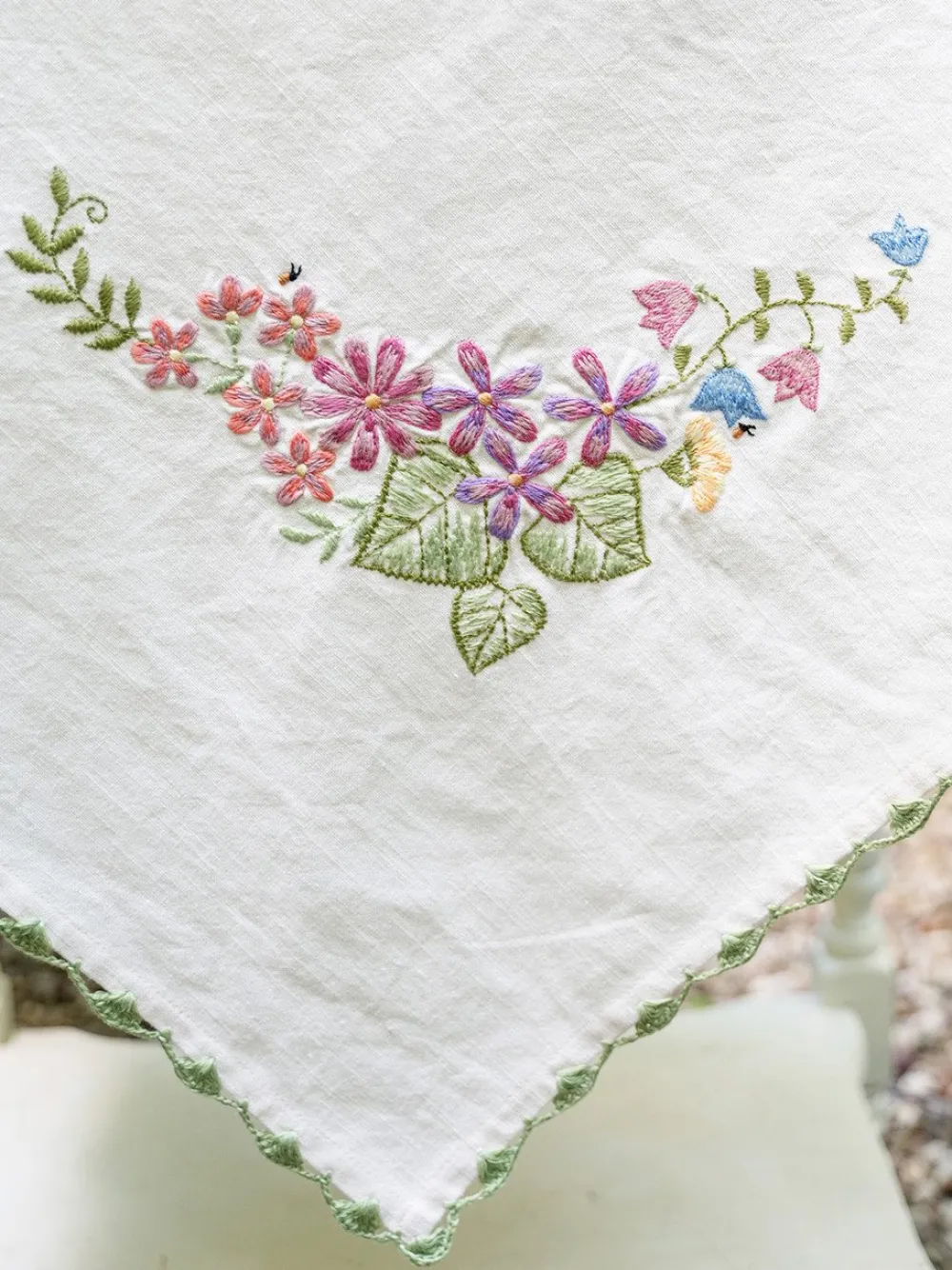 April Cornell Tablecloths|Garden Embroidered Tablecloth, 36" x 36"