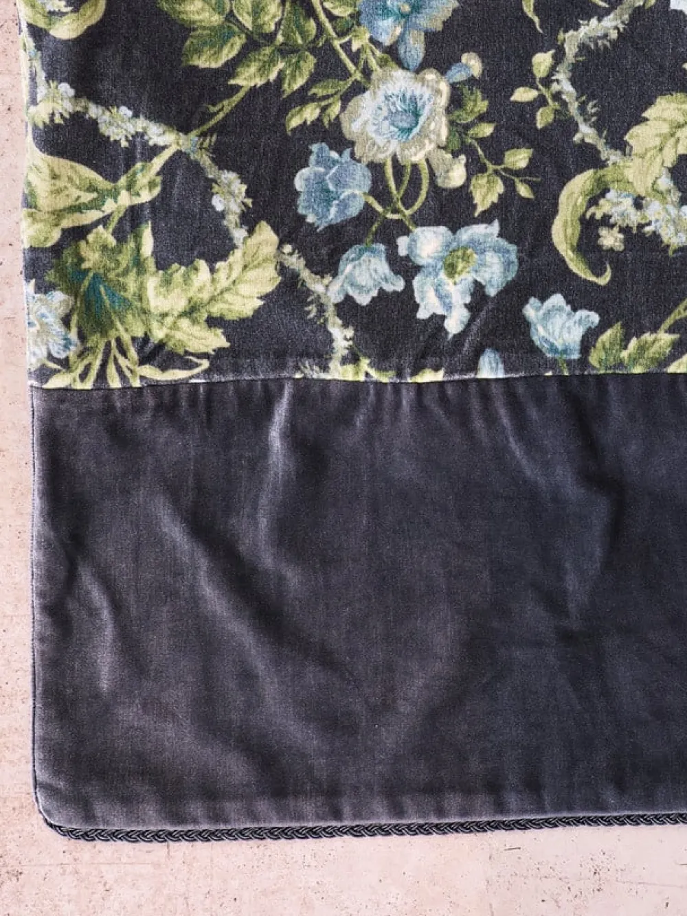 April Cornell Table Runners|Lillian Velvet Runner (Charcoal)