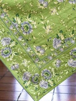 April Cornell Tablecloths|Music Square Tablecloth in Jade, 54
