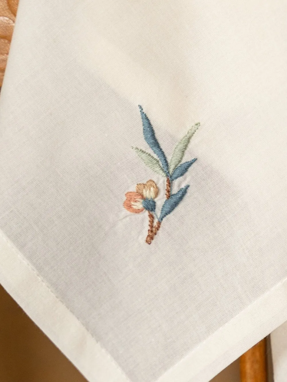 April Cornell Cotton Napkins|Nature's Beauty Ecru Embroidered Tea Napkins