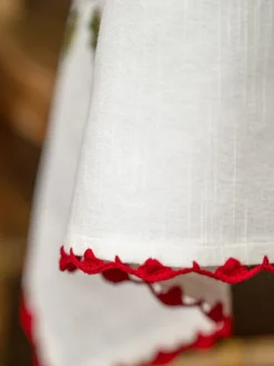 April Cornell Tablecloths|Poinsettia with Red Trim Embroidered Tablecloth, 36