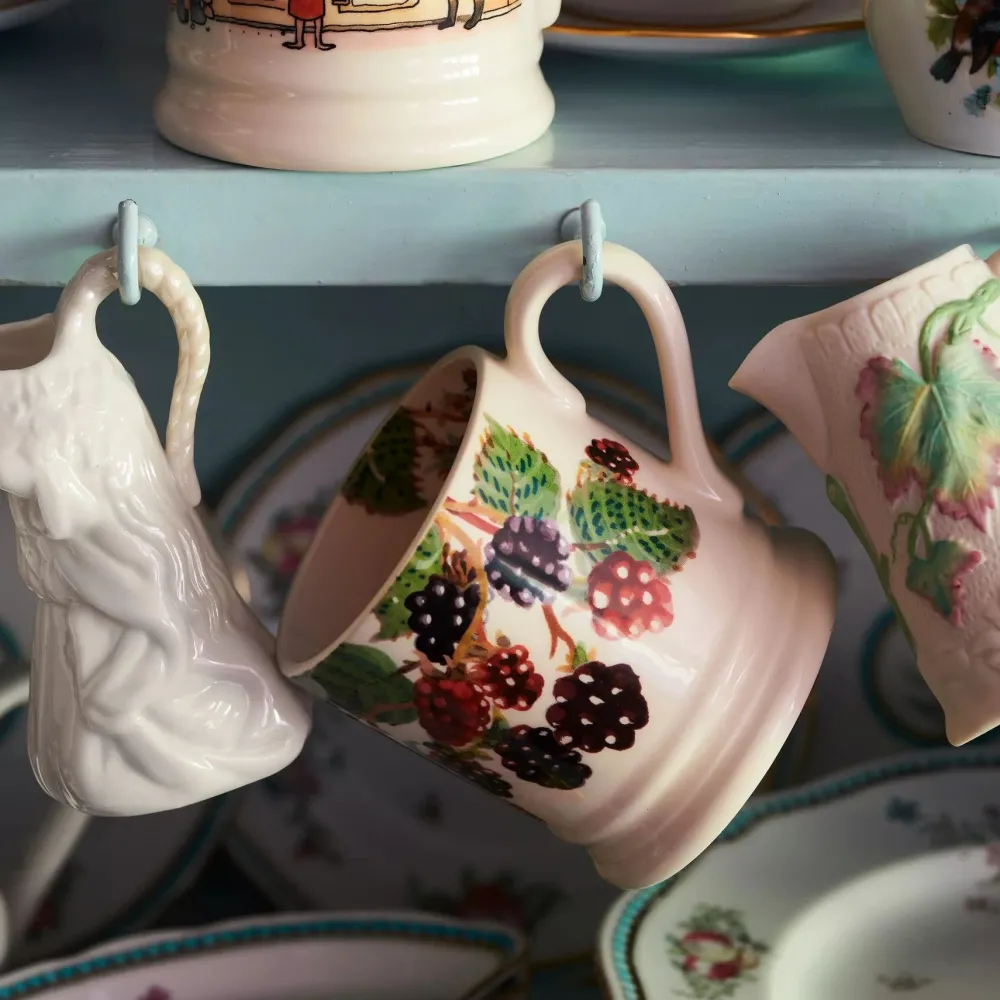 Emma Bridgewater Emma Bridgewater|Assorted Mugs|Fruits Blackberry 1/2 Pint Mug