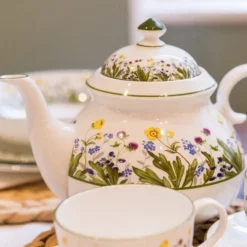 Halcyon Days King Charles Iii|Halcyon Days China|Highgrove Wildflower Teapot