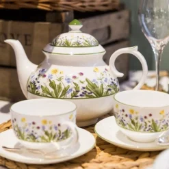 Halcyon Days King Charles Iii|Halcyon Days China|Highgrove Wildflower Teapot