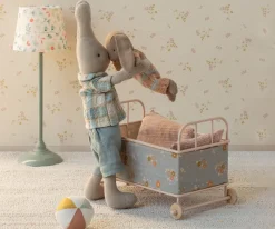 Maileg Maileg|Toys|Bunny, Micro - Brown - Dusty Rose Knitted Suit