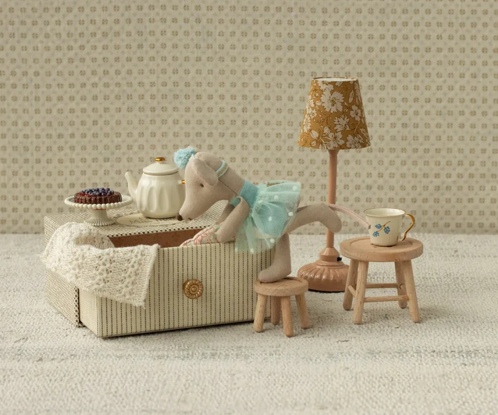 Maileg Maileg|Soft Toys|Dance Mouse in Daybed, Little Sister