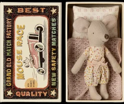 Maileg Maileg|Soft Toys|Little Sister Mouse in Matchbox