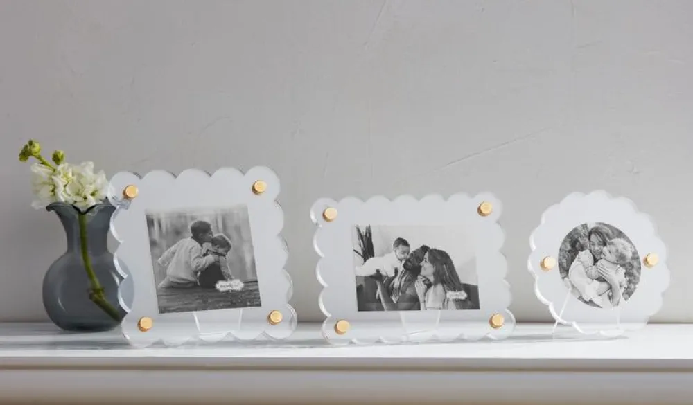 Picture Frames|Rectangle Scallop Acrylic Frame