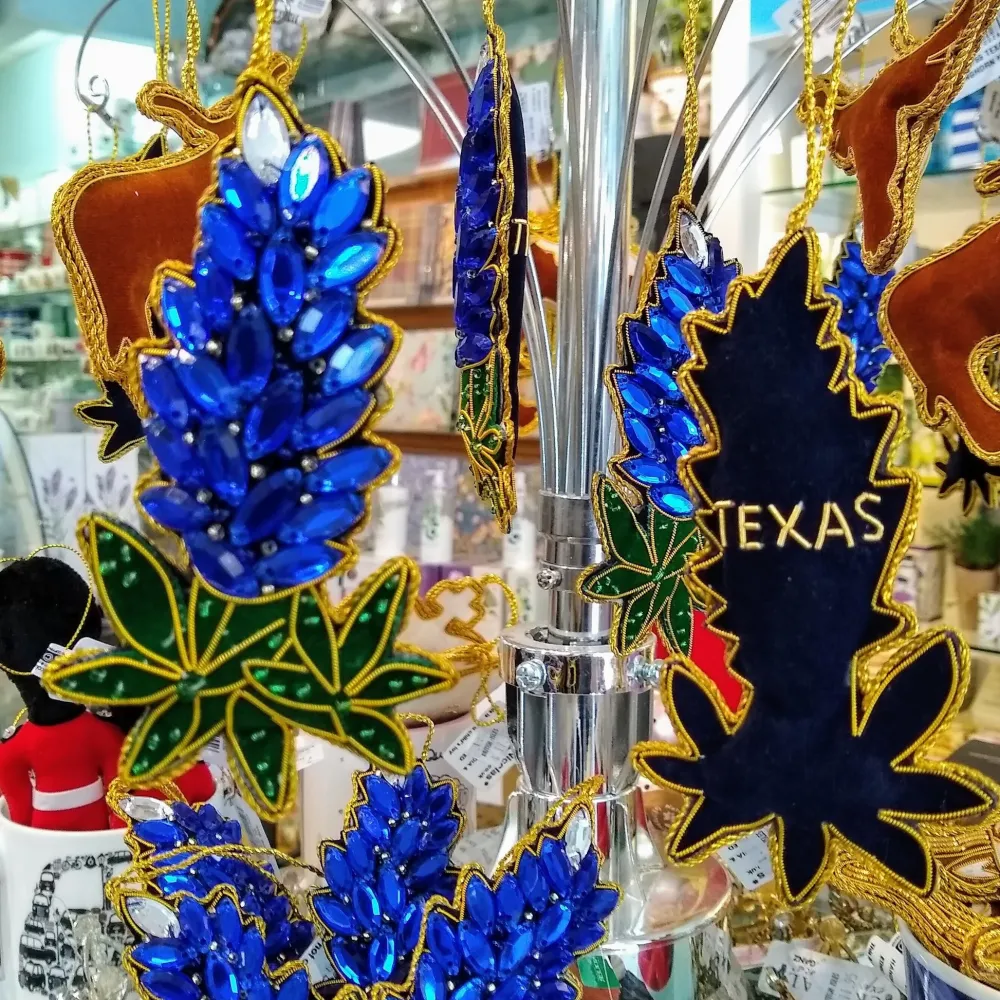 St. Nicolas Souvenirs|St. Nicolas Ornaments|Bluebonnet Ornament