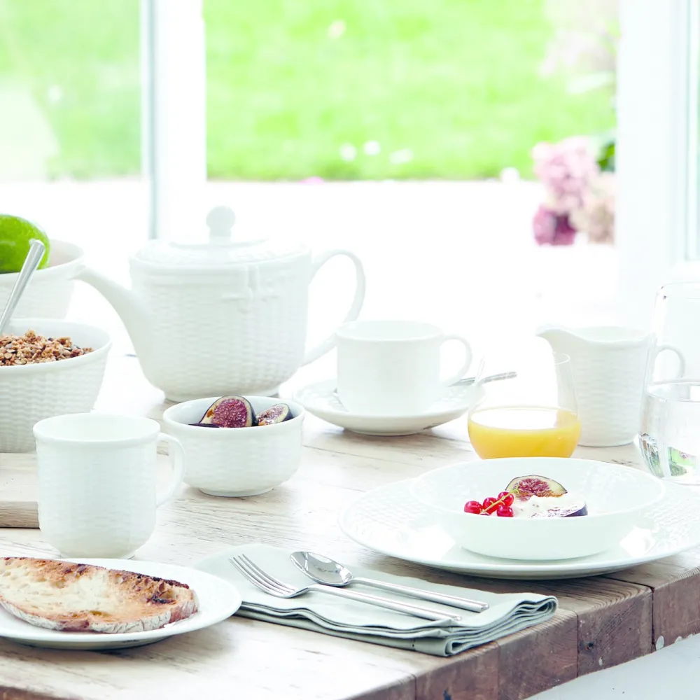 Wedgwood Creamers & Sugar Bowls|Nantucket Basket Covered Sugar
