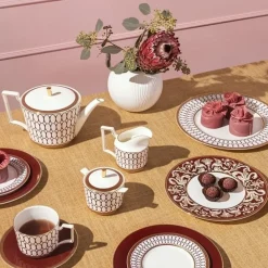 Wedgwood Teapots|Renaissance Red Teapot